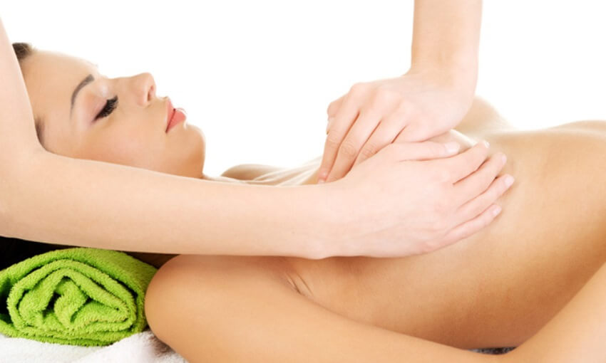 massage augmentation mammaire